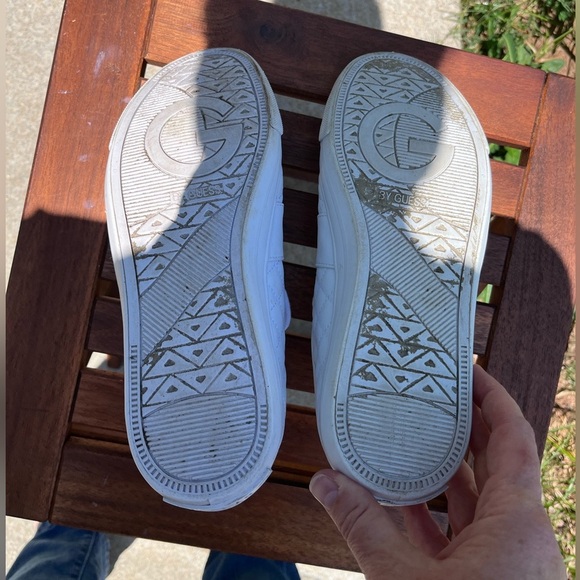 G by Guess Backer Lace-Ups (White Quilted, 9.5/M) #GuessShoes #SneakerLove - Picture 4 of 6